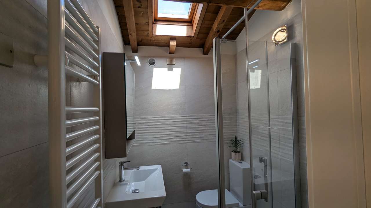 Badezimmer-1 Badezimmer-1