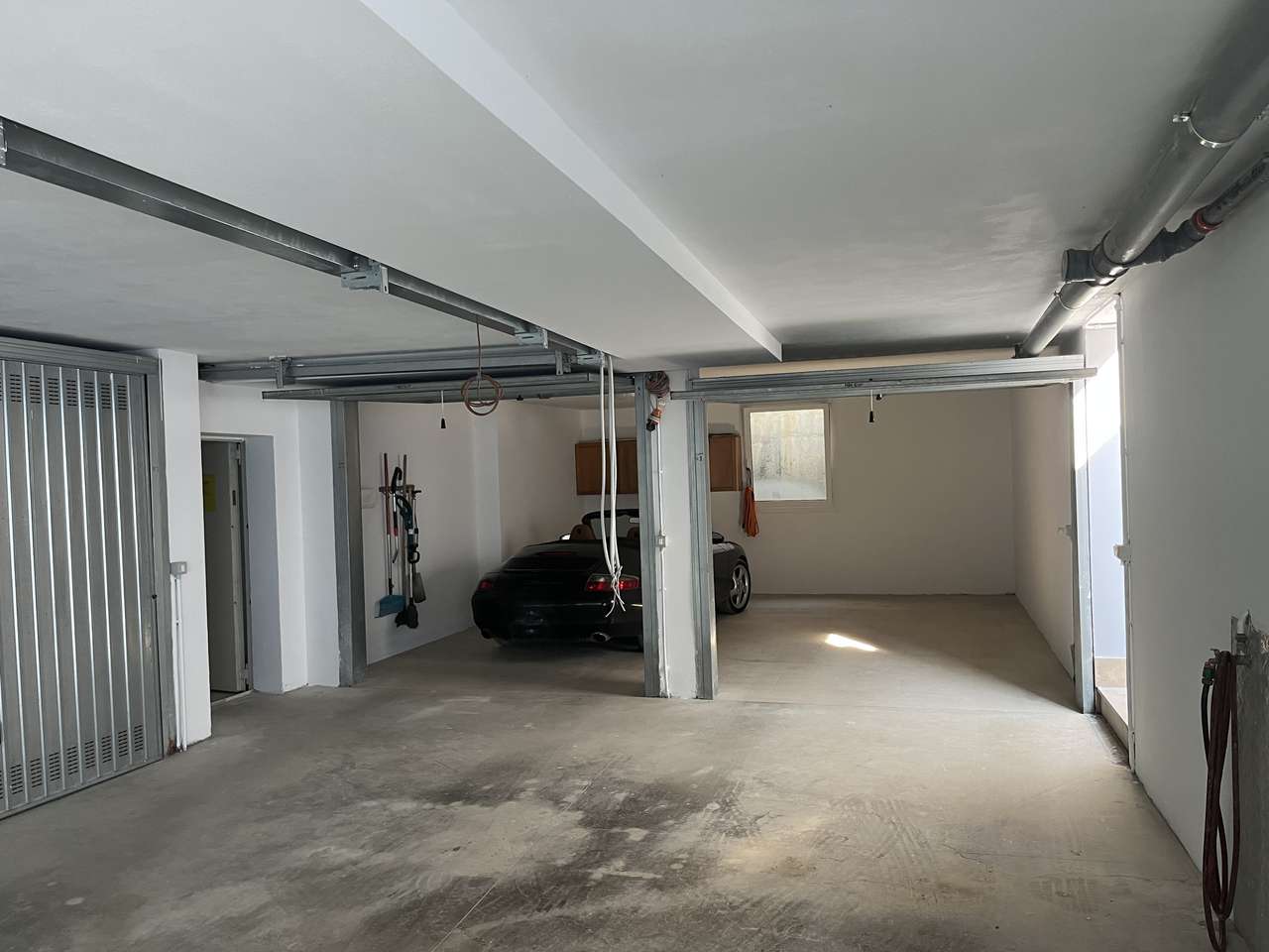 Doppelgarage mit Hauszugang Doppelgarage mit Hauszugang