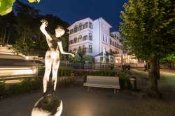 Haus am Meer nachts
