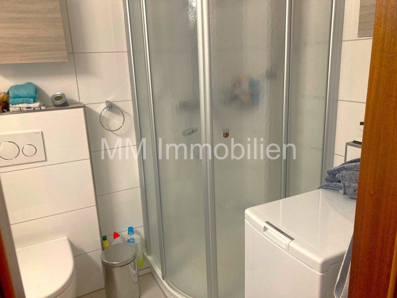 Badezimmer-1 Badezimmer-1