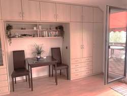 Wohnzimmer-Schrankwand-Essbere Wohnzimmer-Schrankwand-Essbere