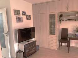 Wohnzimmer-TV-Schrankwand Wohnzimmer-TV-Schrankwand