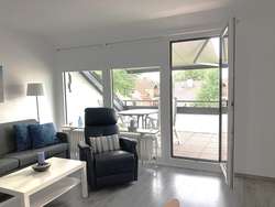 Wohnzimmer mit Ausgang zur Ter Wohnzimmer mit Ausgang zur Ter