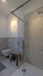 Duschbad-WC-1 Duschbad-WC-1
