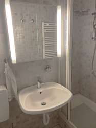 Duschbad-WC-2 Duschbad-WC-2