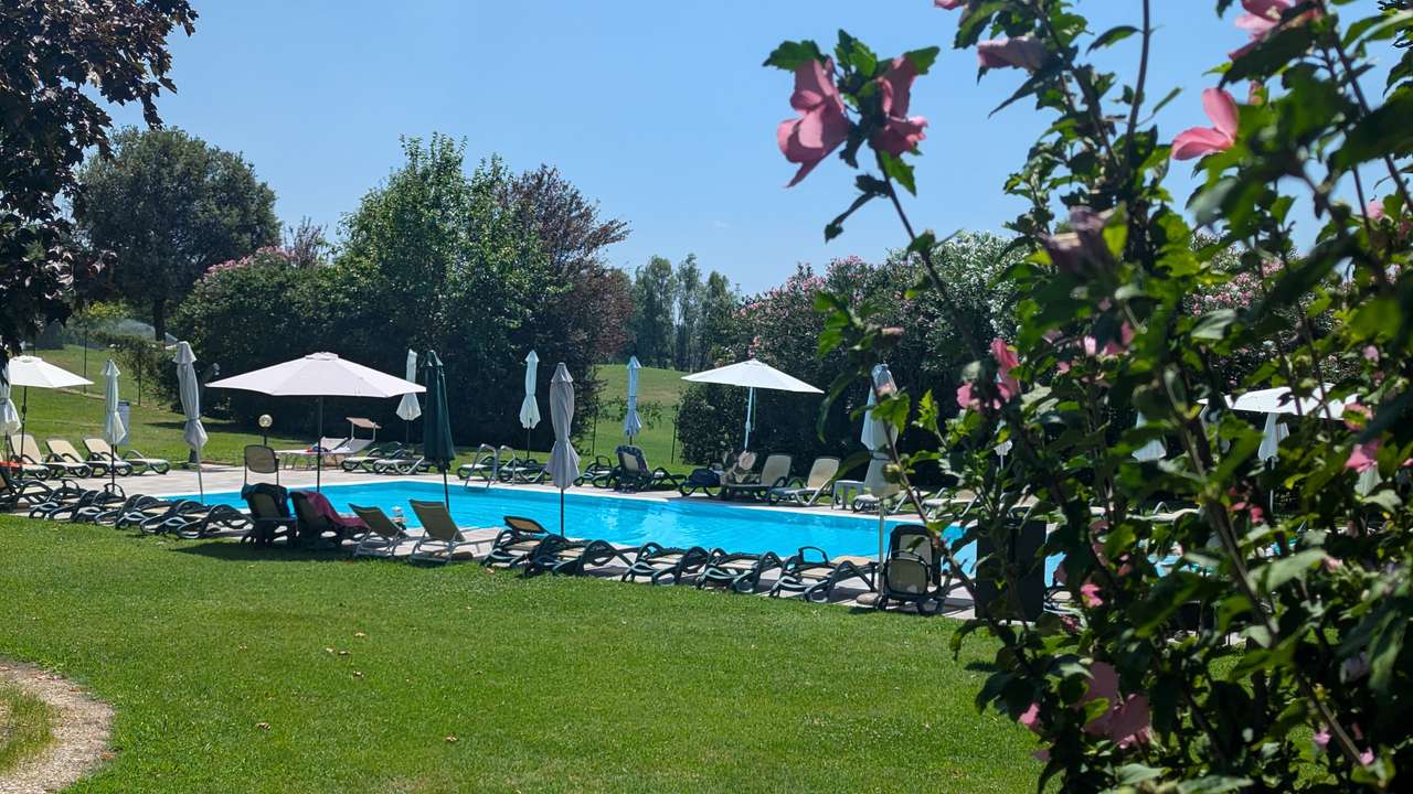 Garten und Poolbereich 4 Garten und Poolbereich 4