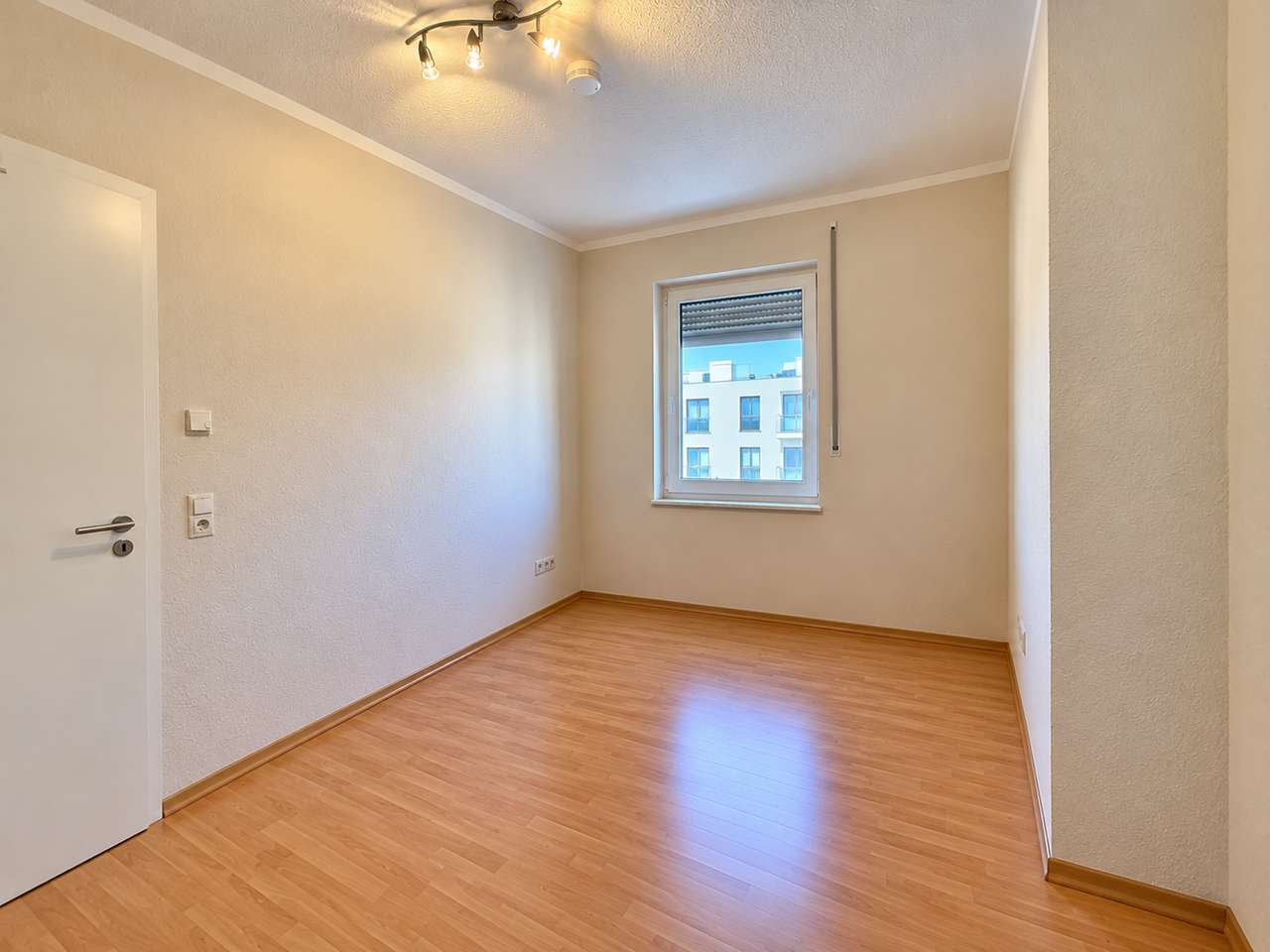 Gästezimmer-halbes-Zimmer-05-o