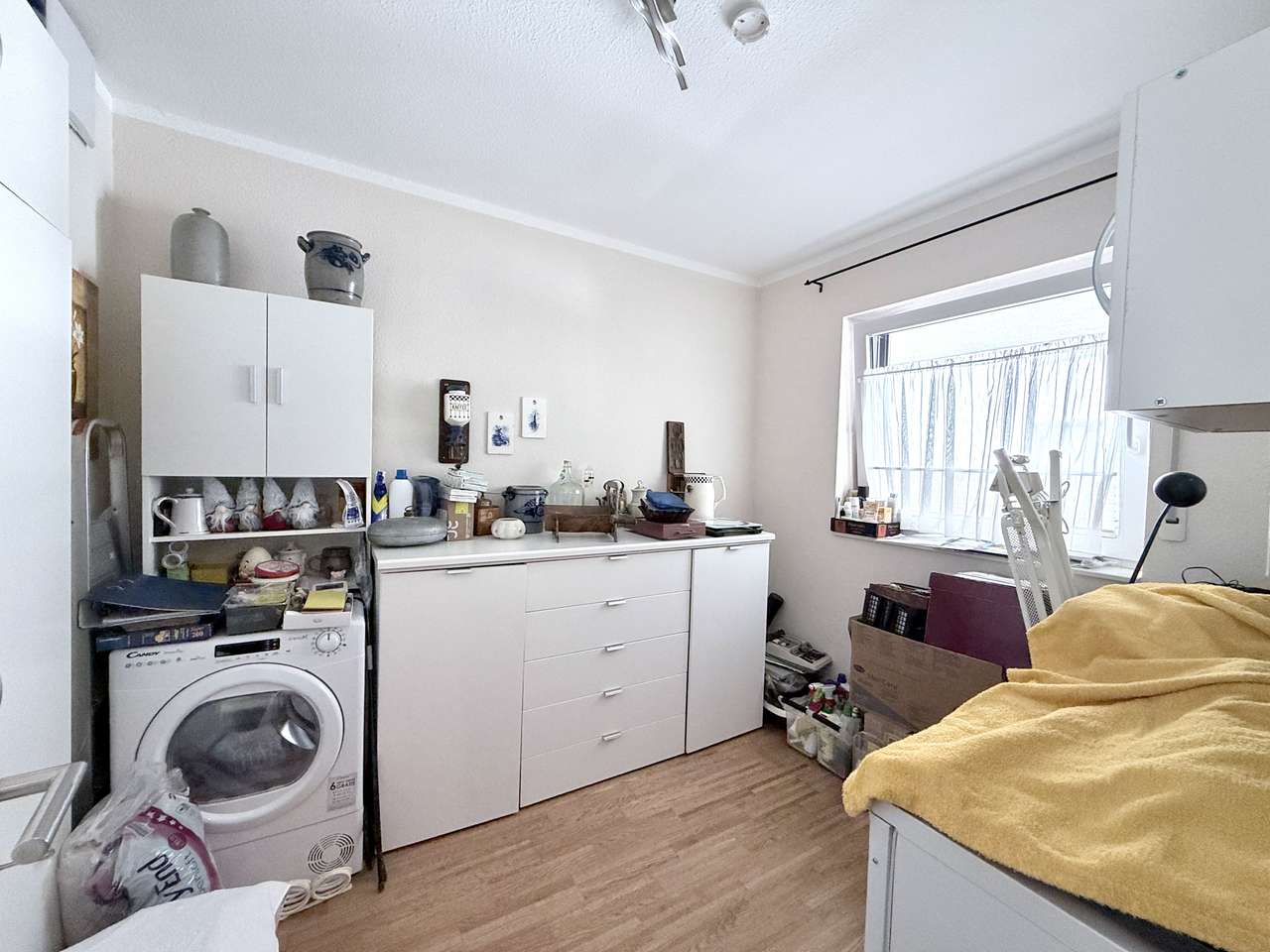 2.Schlafzimmer-Kueche-02-Origi