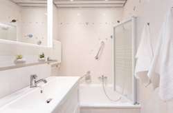 Badezimmer-1 Badezimmer-1